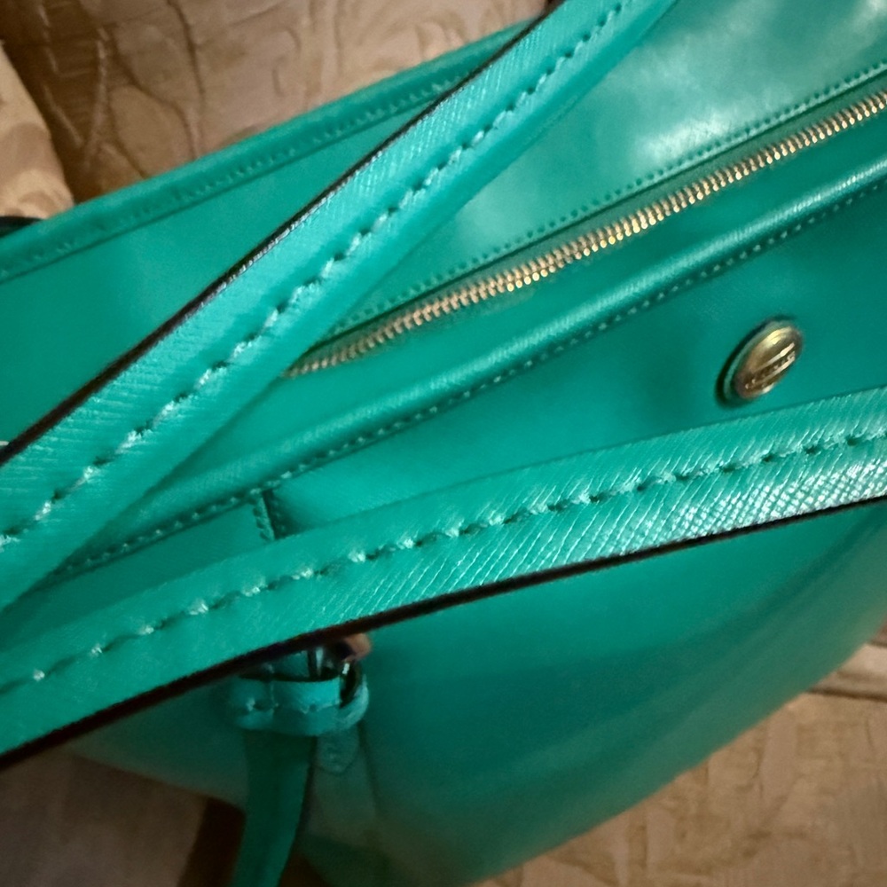 Coach Peyton Zip Top Saffiano Leather Tote Bag in Jade 27349 - Picture 11 of 16
